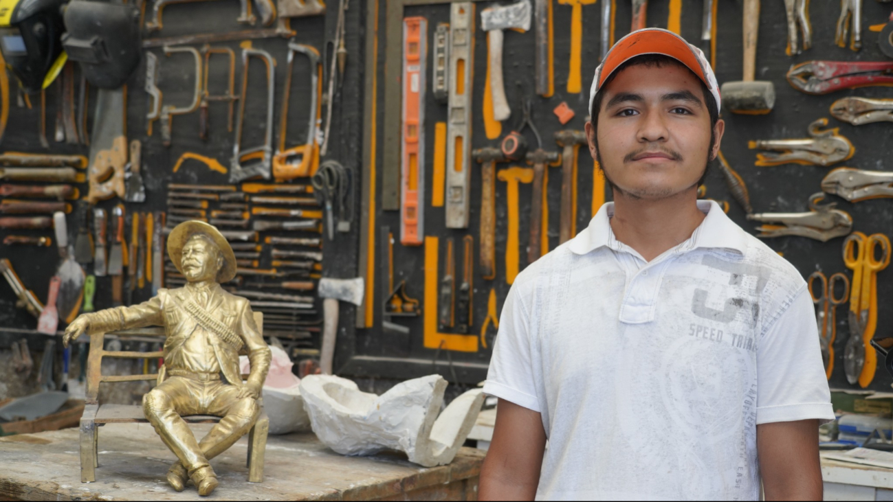 El programa “Jóvenes Construyendo el Futuro” ofrece oportunidades de primer empleo y continuidad de estudios