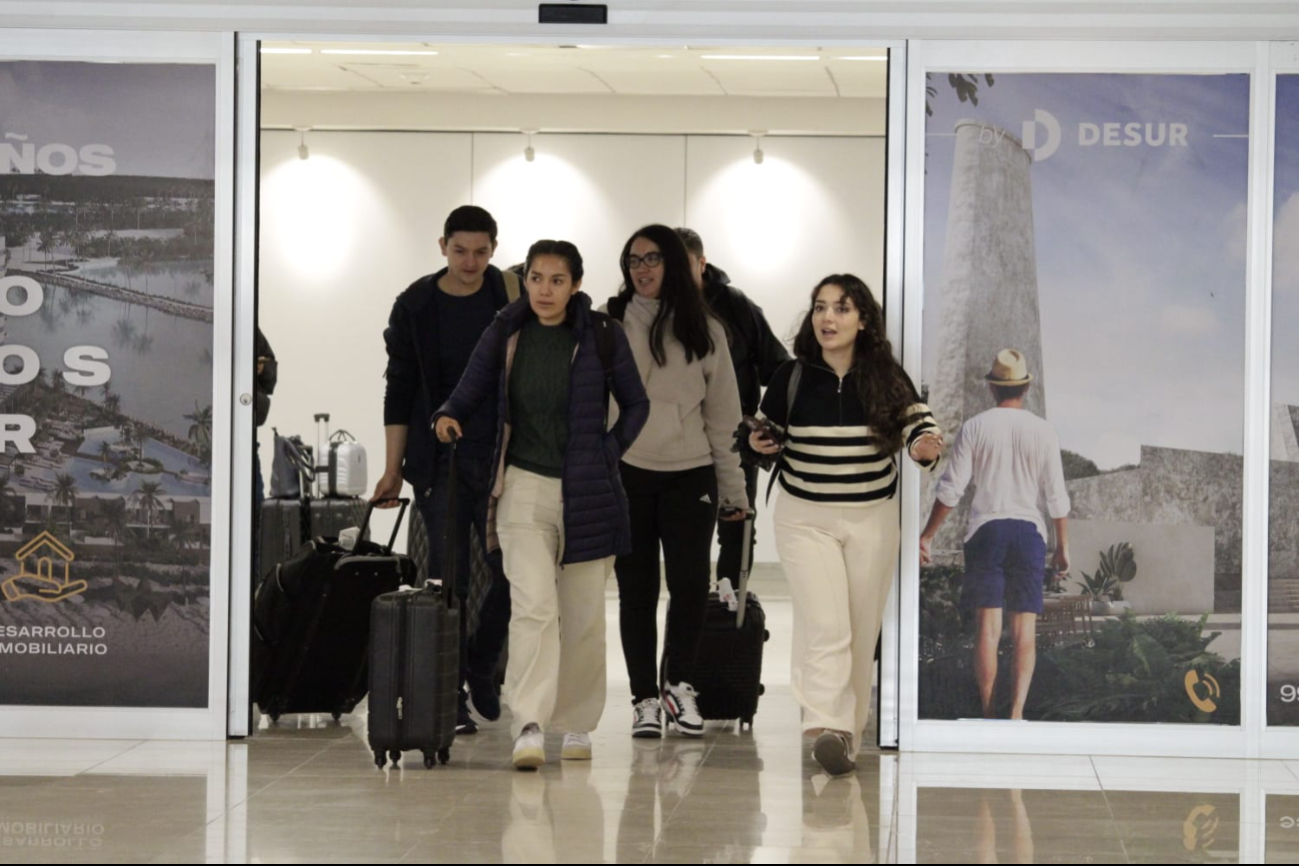 Aeropuerto de Mérida registra vuelos demorados por menos de una hora