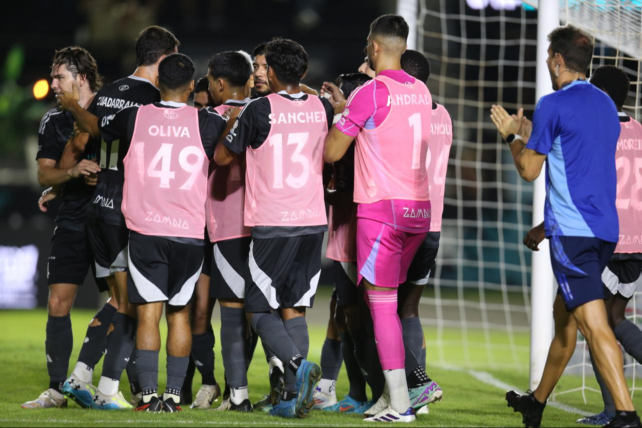 Cancún FC vence a los Coyotes de Tlaxcala con 5-2 / Rafael García