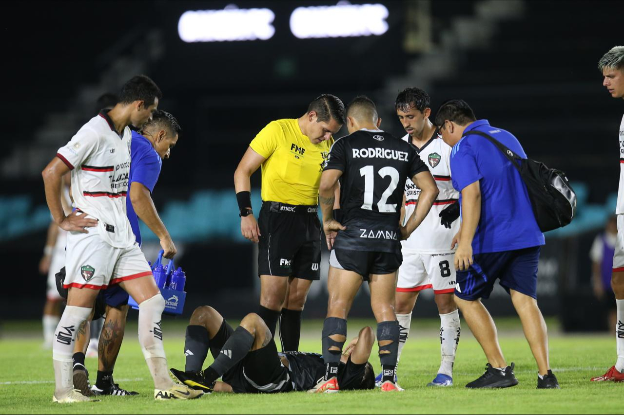 Cancún FC vence a los Coyotes de Tlaxcala con 5-2 / Rafael García