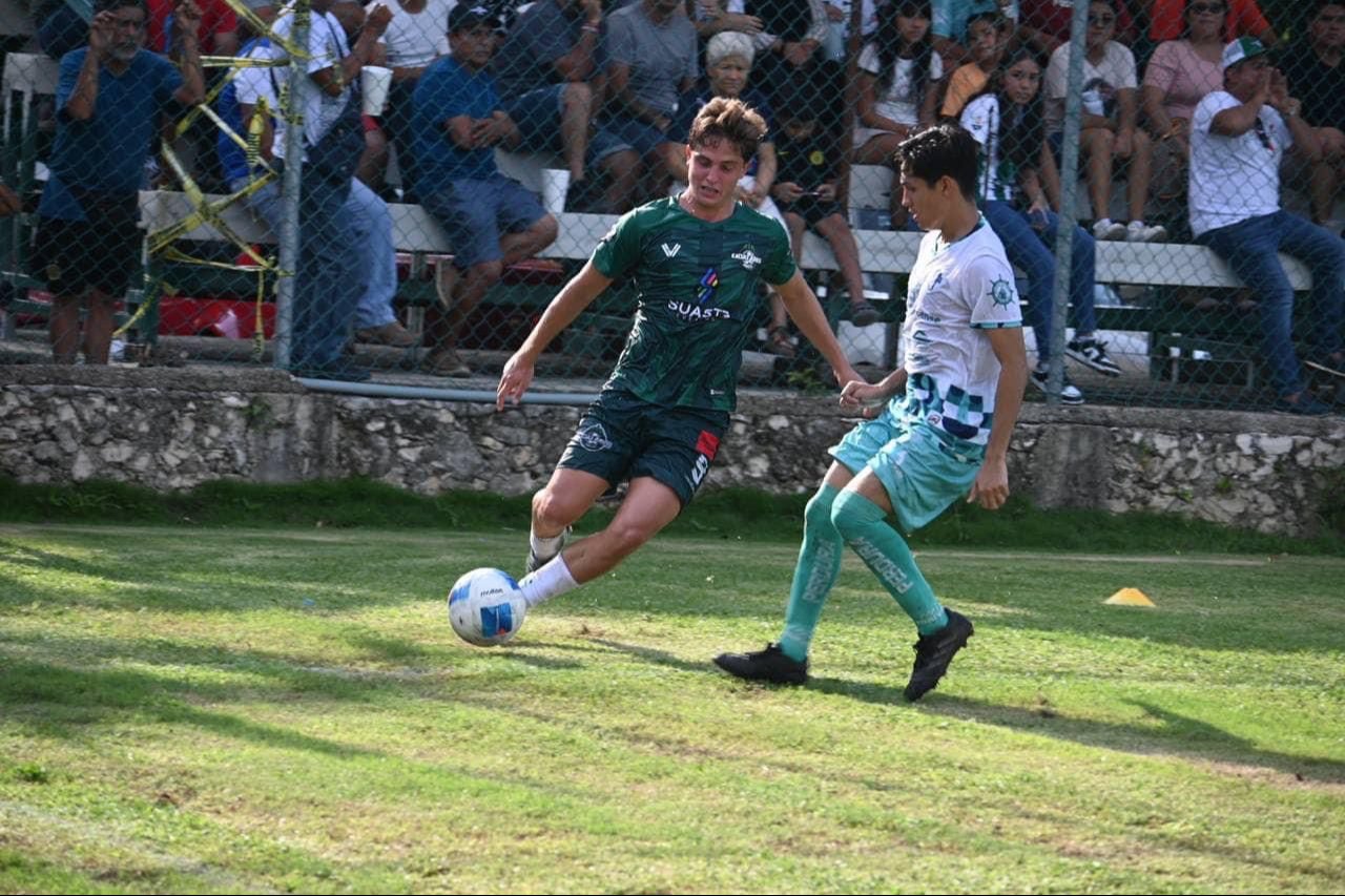 Ejidatarios Bonfil ganaron el clásico joven 3-0 ante el Atlético Quintanarroense / Rafael García