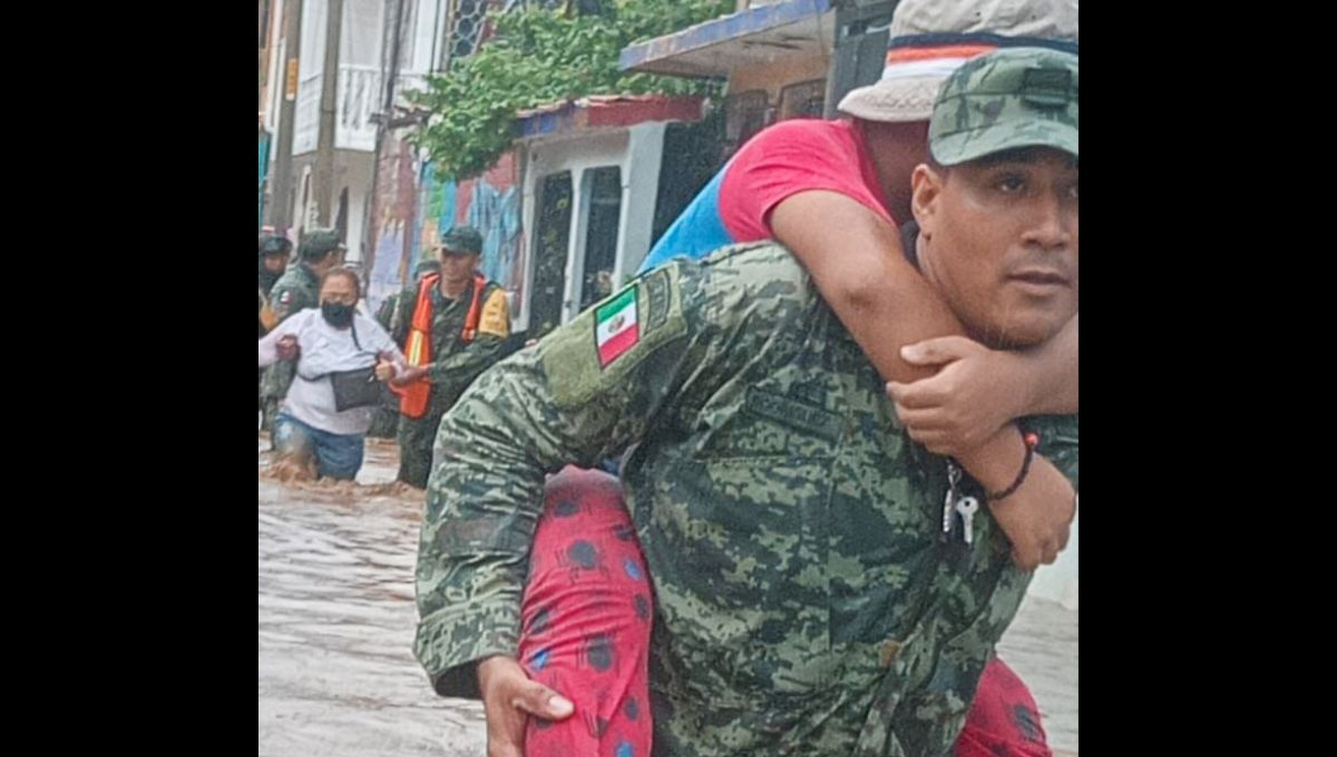 El presidente Andrés Manuel López Obrador confirmó la muerte de ocho personas por el Huracán John en Guerrero