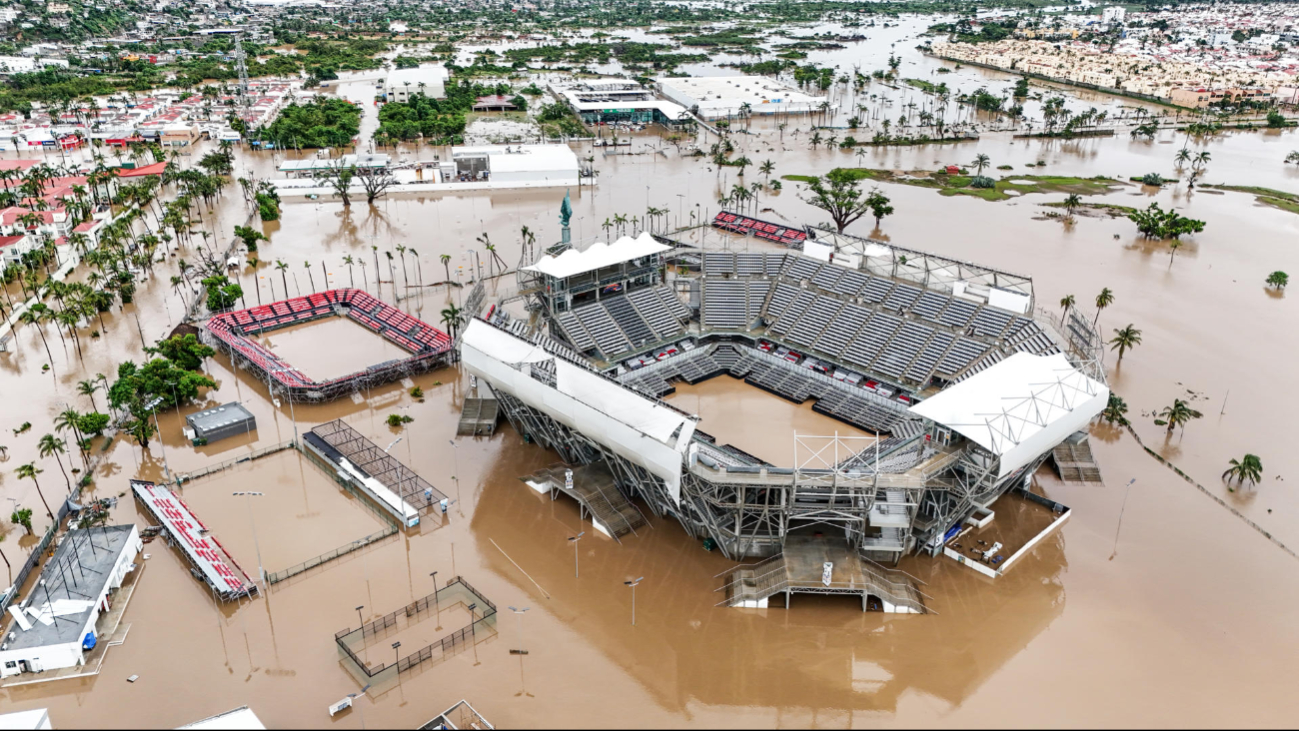 Así luce la Arena GNP de Acapulco tras el paso del huracán John