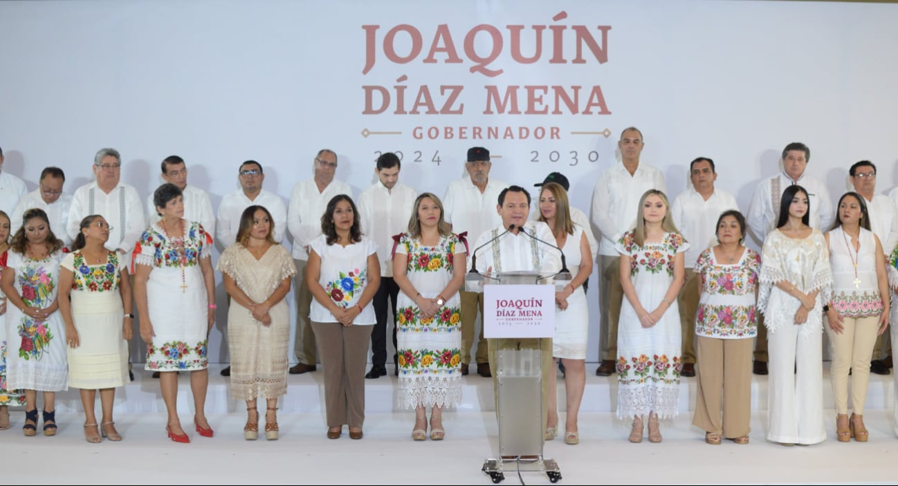 Joaquín Díaz Mena presentó la segunda parte del Gabinete Ampliado