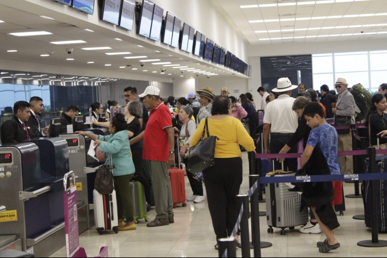 Nueve de quince vuelos de salida entre las 00:48 y las 09:00 horas salieron con retrasos de tres a diez minutos