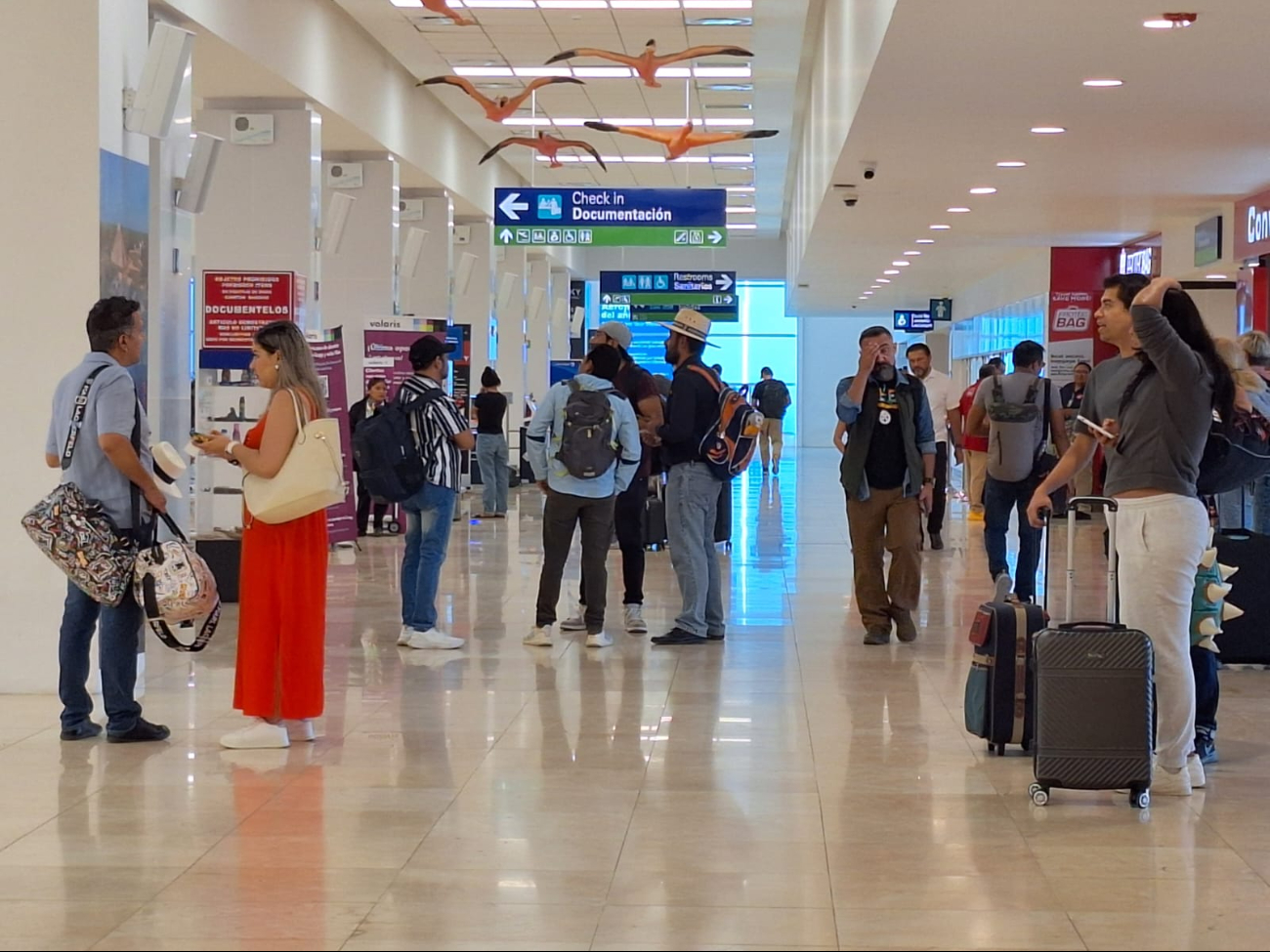 Hay buena afluencia de pasajeros en la jornada dominical