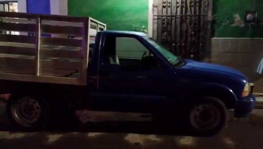 La camioneta se encontraba estacionada