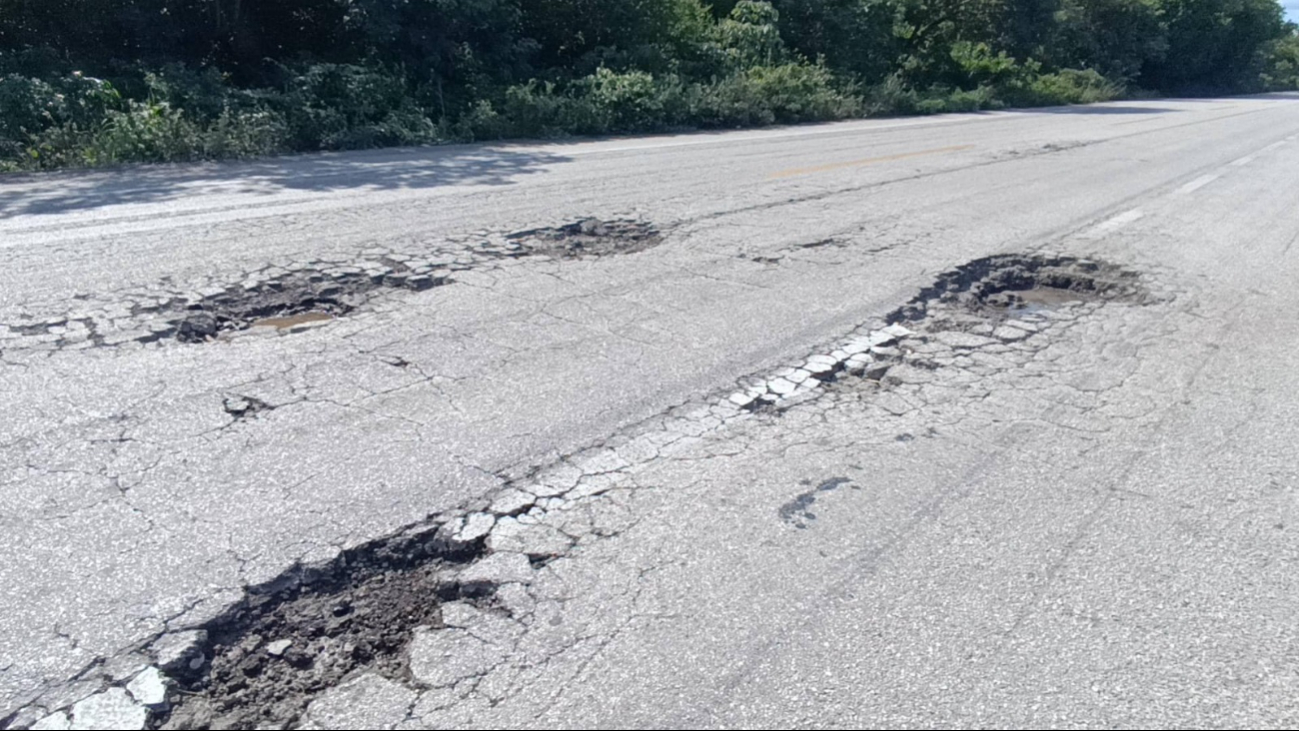 Luego de un análisis de la dimensión del daño de los caminos se determinará si se utilizaría asfalto o base hidráulica para garantizar que queden en óptimas condiciones