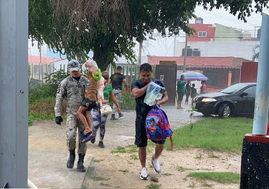 Se han concluido las evacuaciones en Acapulco