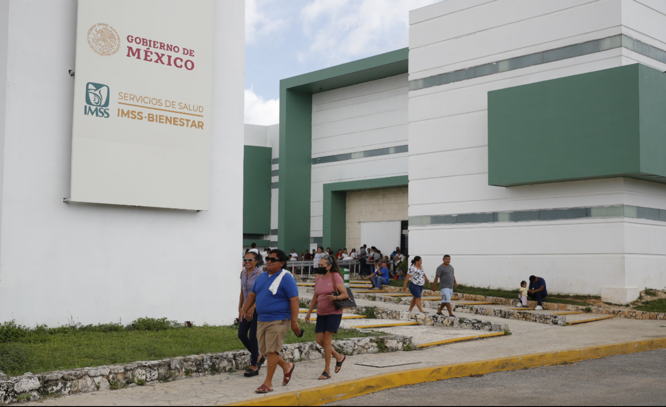 IMSS Bienestar recibe 80 pacientes de la tercera edad en Cancún