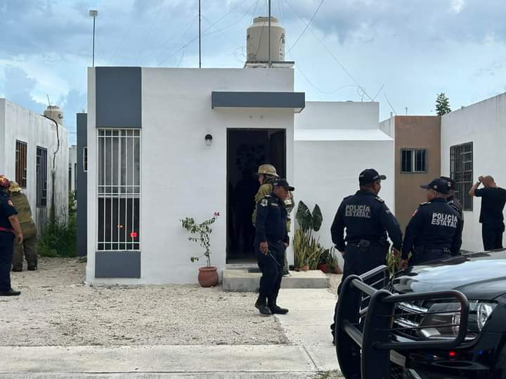 Calentador de agua explota dentro del baño de una casa en Mérida