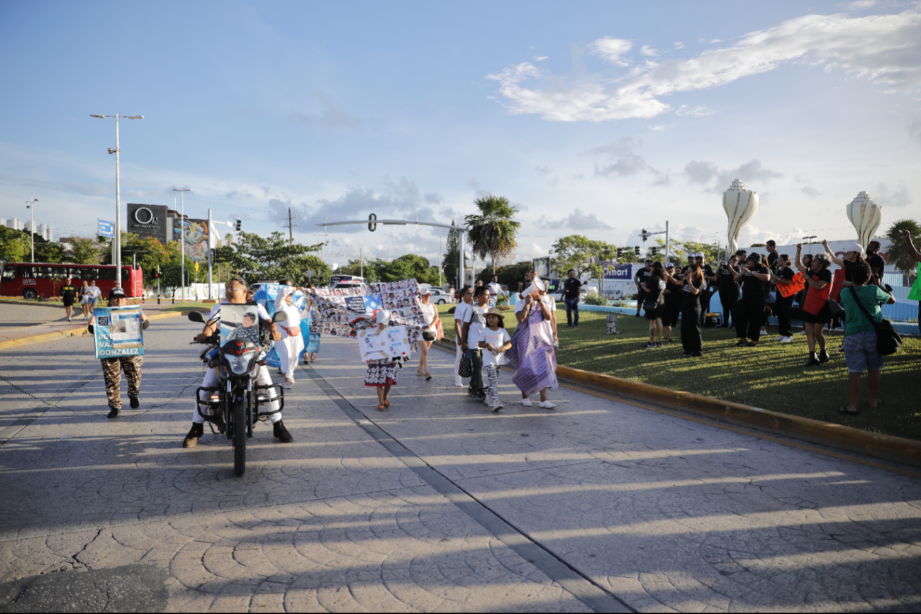 Manifestaciones le "pegan" al turismo de Quintana Roo