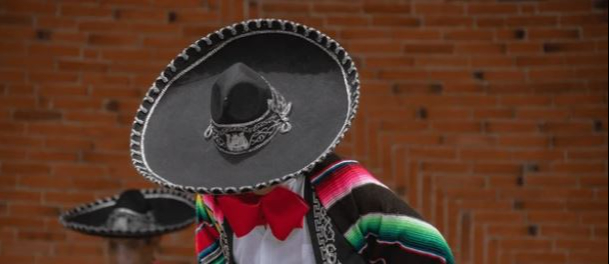 Mexicano que se respeta es fan del traje charro