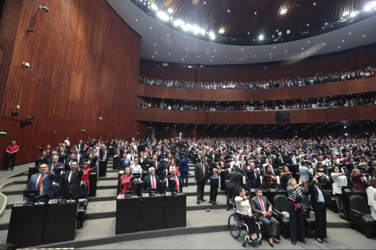 Miembros de la Cámara de Diputados toman protesta en San Lázaro