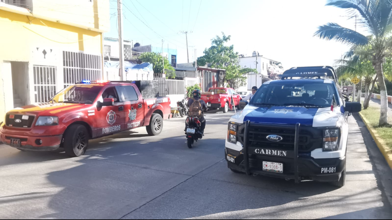 Conato de incendio moviliza a cuerpos de bomberos en Ciudad del Carmen