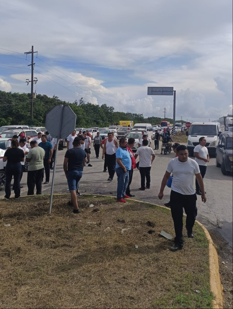 Así lucían los bloqueos en Tulum