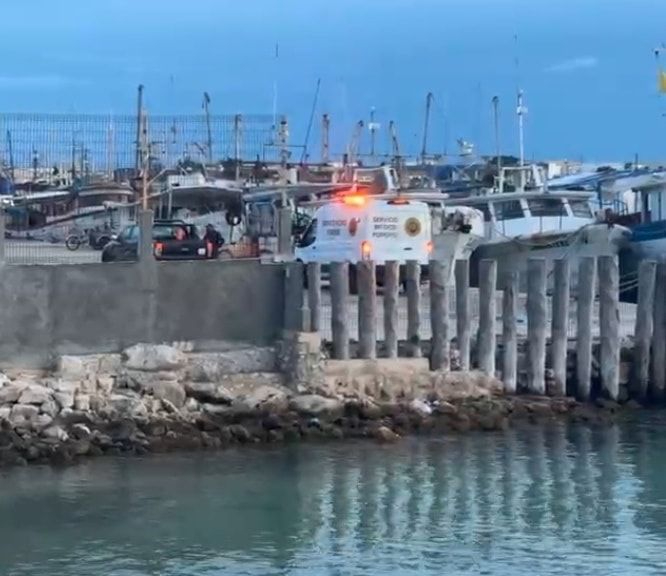 Trágico accidente en Pig Beach: Turista muere tras caer de moto acuática