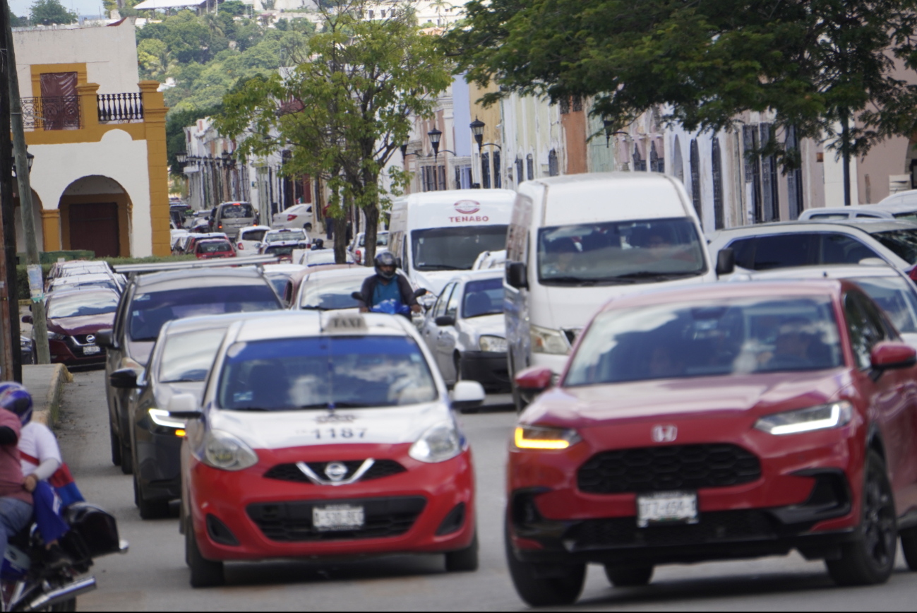 Recomiendan usar servicios de transporte para evitar accidentes