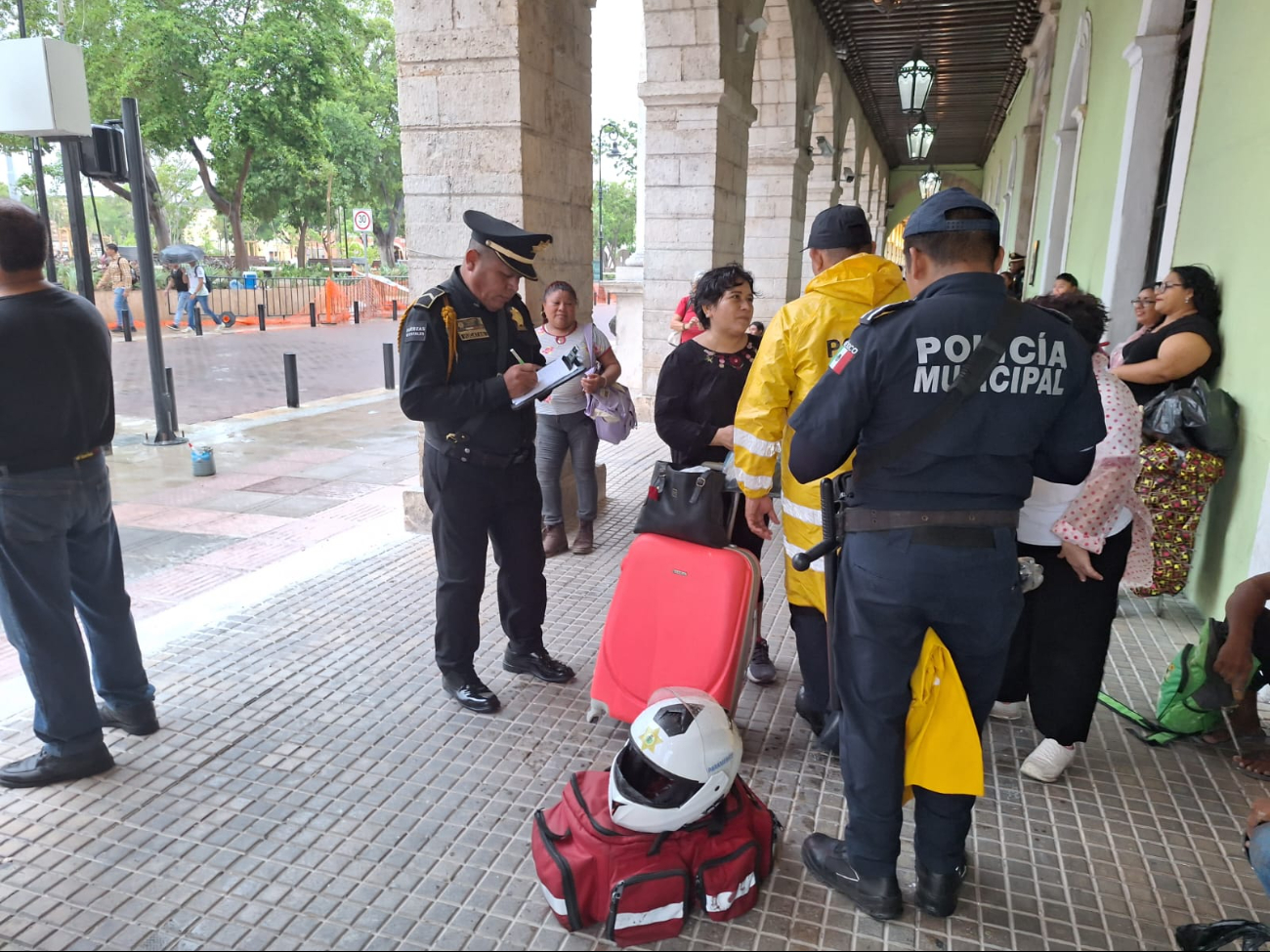 Una maleta fue crucial para evitar lesiones graves en la mujer