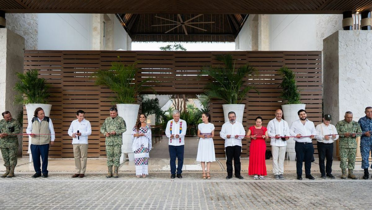 AMLO y Claudia Sheinbaum cortan el listón del Hotel Tren Maya Tulum