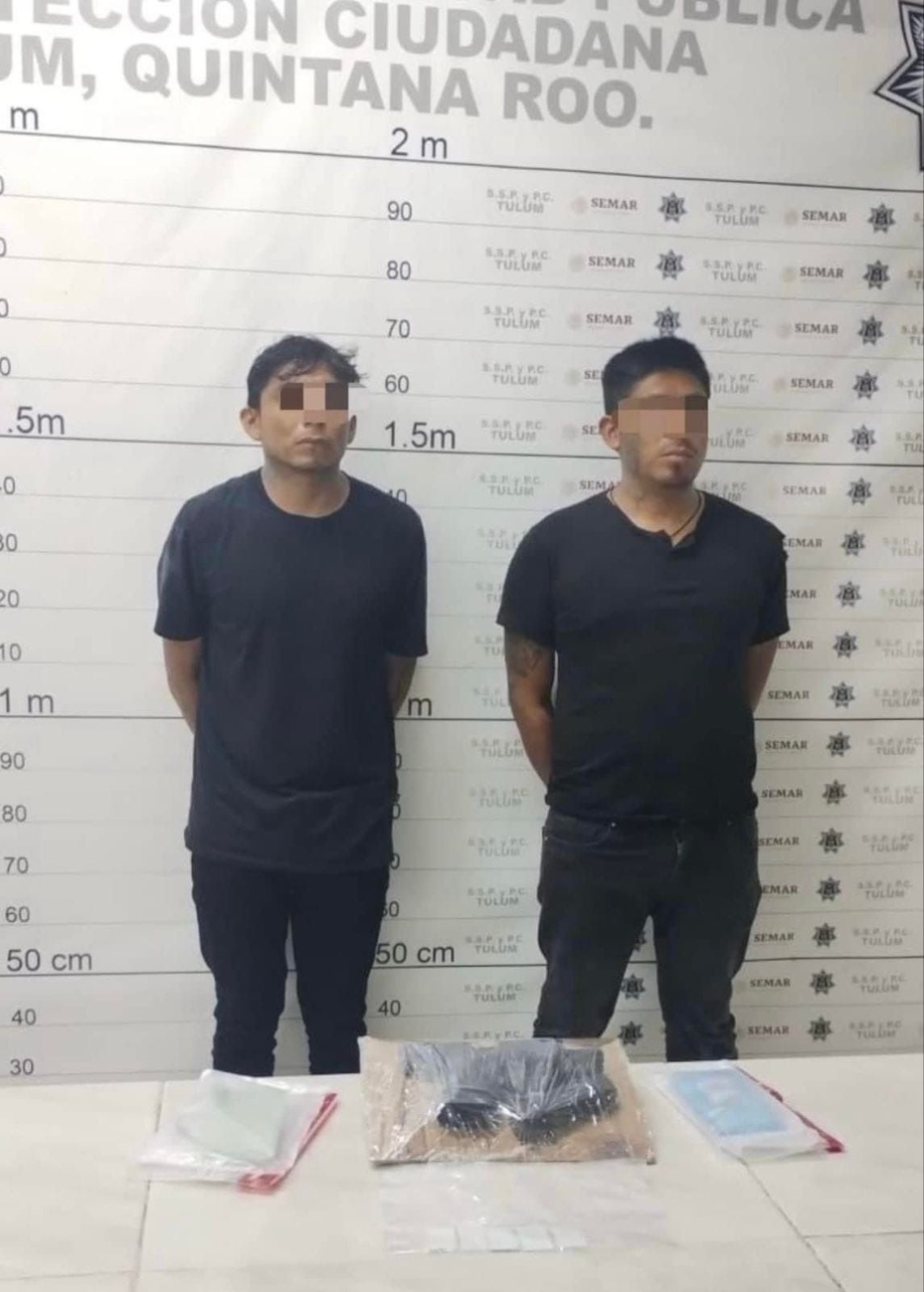 Detienen a dos hombres por posesión de drogas y arma de fuego en Tulum