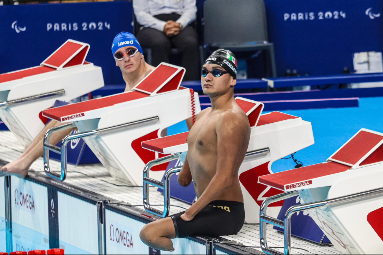 Plata para México: Ángel Camacho brilla en 50 m dorso S4 en Paralímpicos