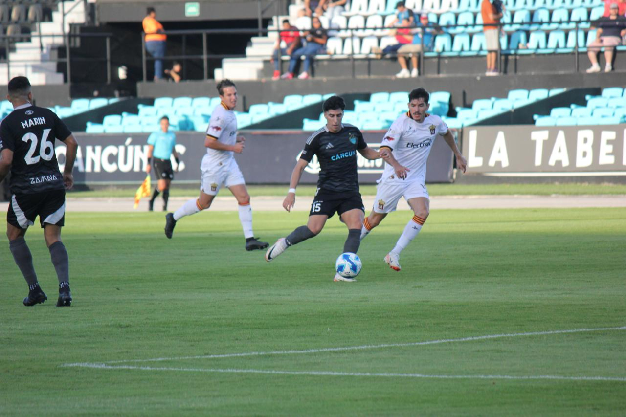 Le sacan el empate de la bolsa al Cancún FC, los Leones Negros