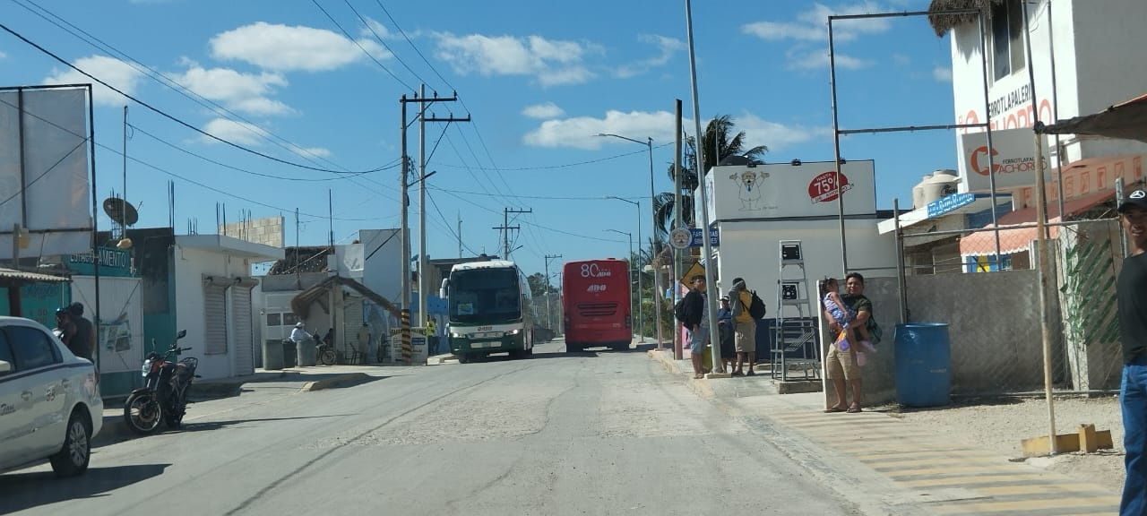 Negocios locales se ven afectados por los apagones debido a sus productos refrigerados