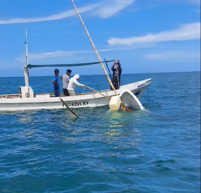 Turbonada hunde una lancha con pescadores en El Cuyo