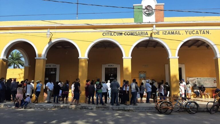 Agentes municipales atienden reporte por fetidez en domicilio de la comisaría izamaleña de Citilcum