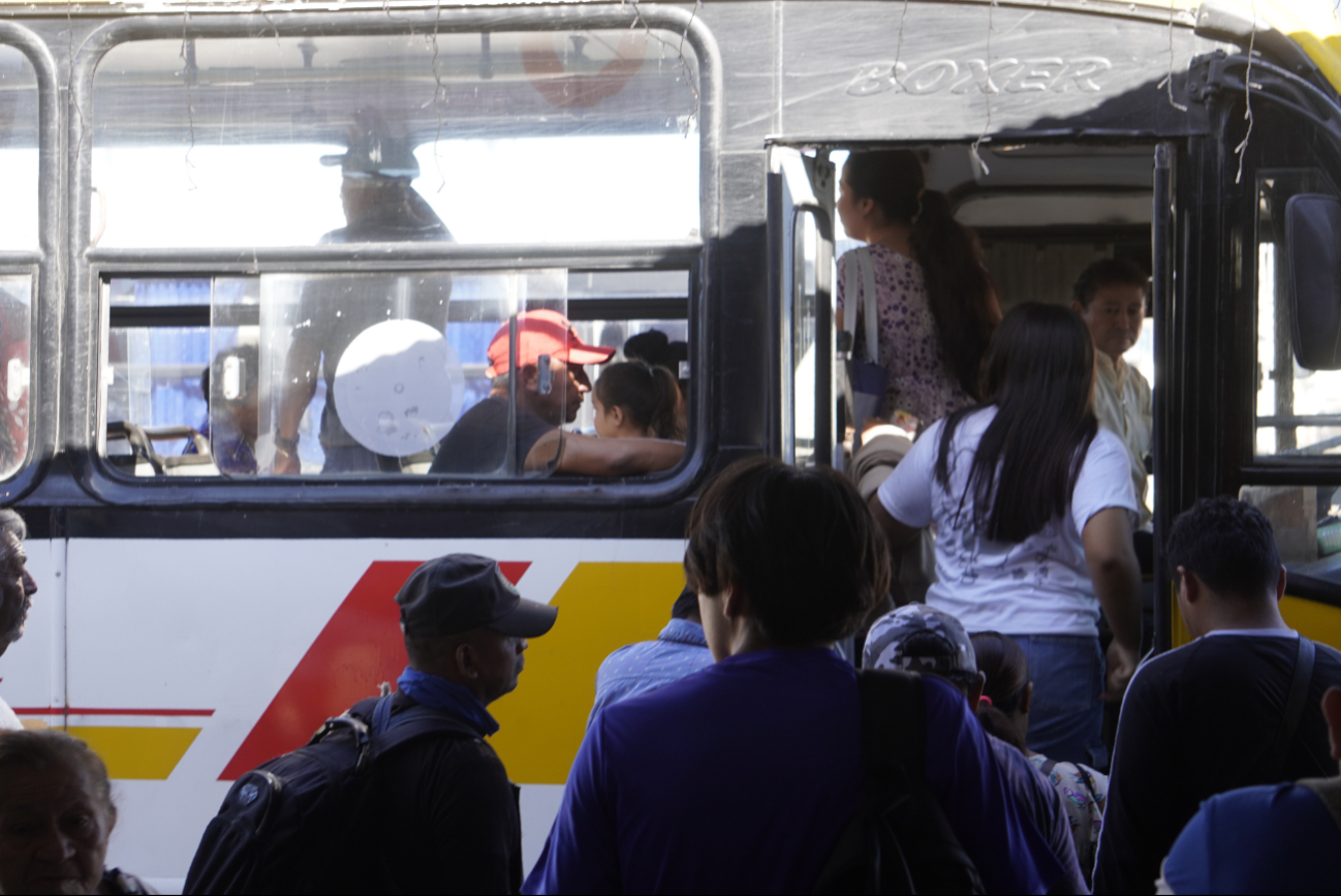 Camiones en Campeche movilizan a 600 personas diarias tras el regreso a clases