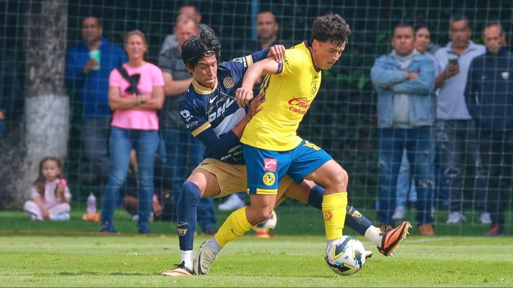 Christo Alejandro Vela Alatorre debutó con las Águilas del América en la Jornada 1 del Torneo Clausura de la Liga MX