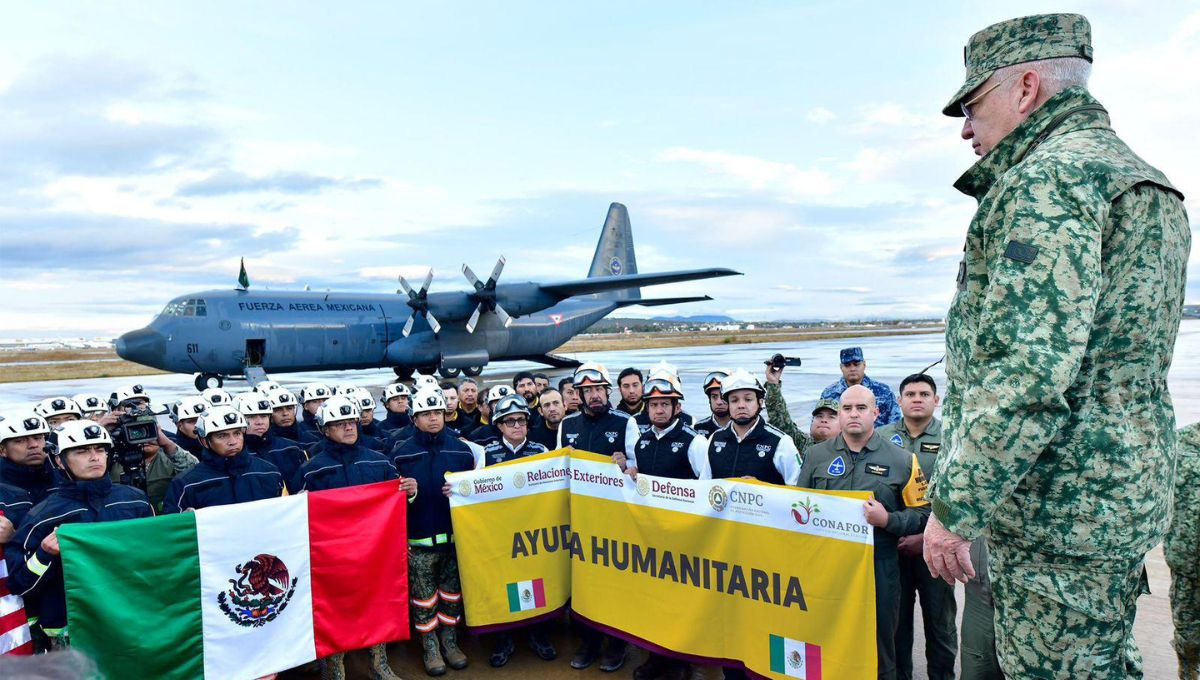 El titular de la Defensa Nacional le dirigió un mensaje a la brigada mexicana que viajó a California para combatir los incendios