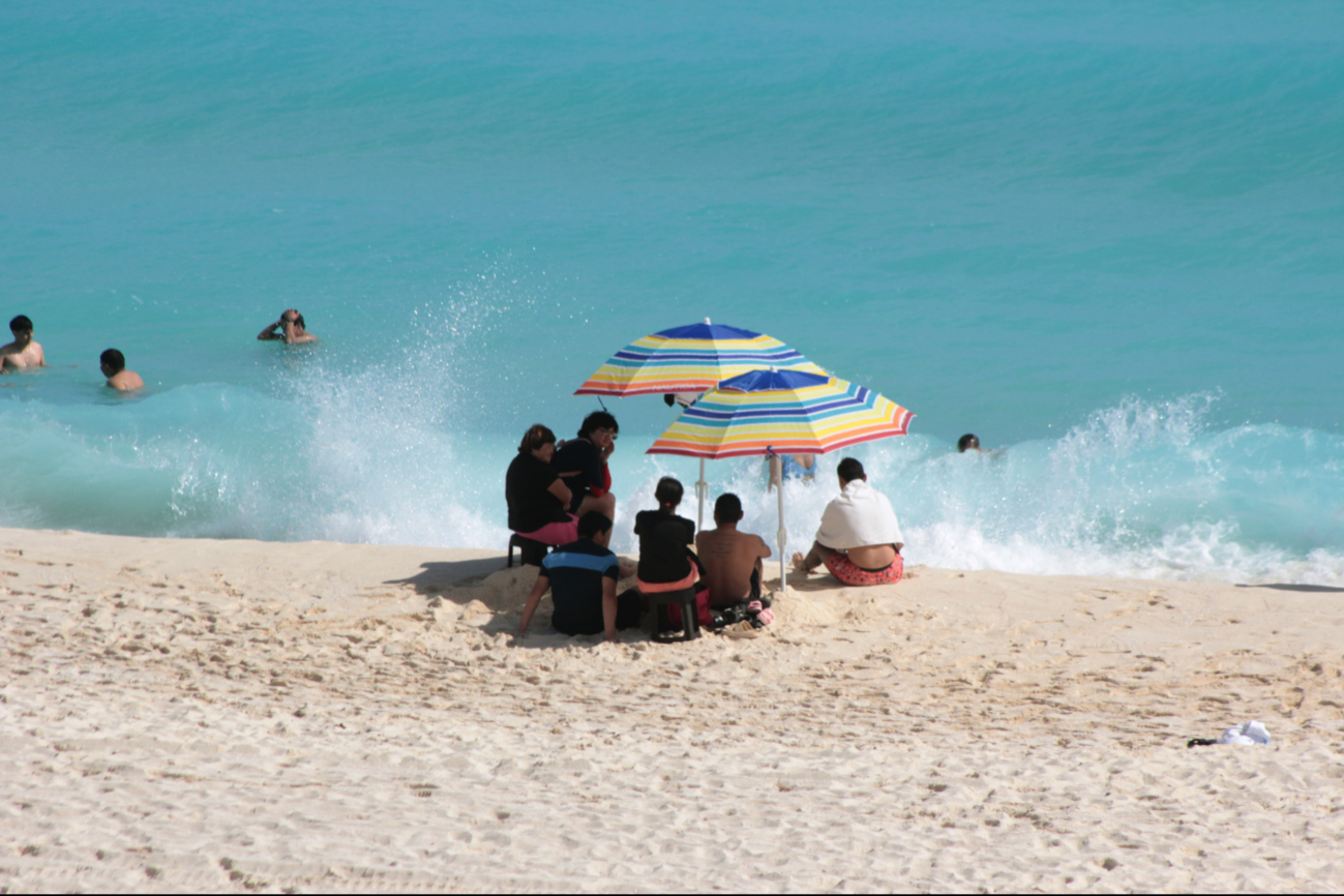 Frente Frío 22: Regresa el calor y siguen las lluvias en Quintana Roo 