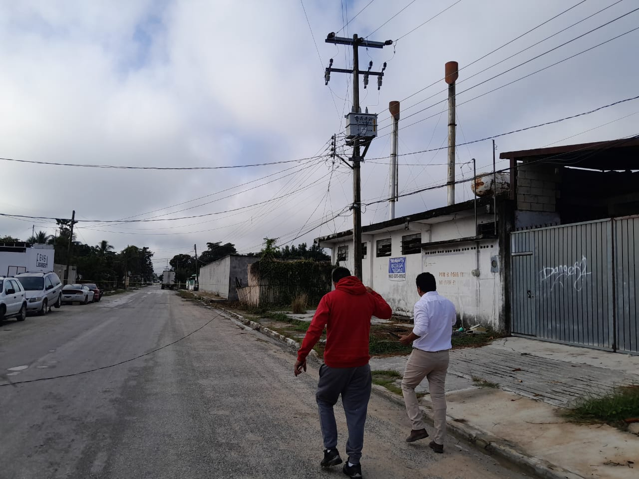 El conductor llamó a su aseguradora para afrontar los gastos y negociar con los afectados