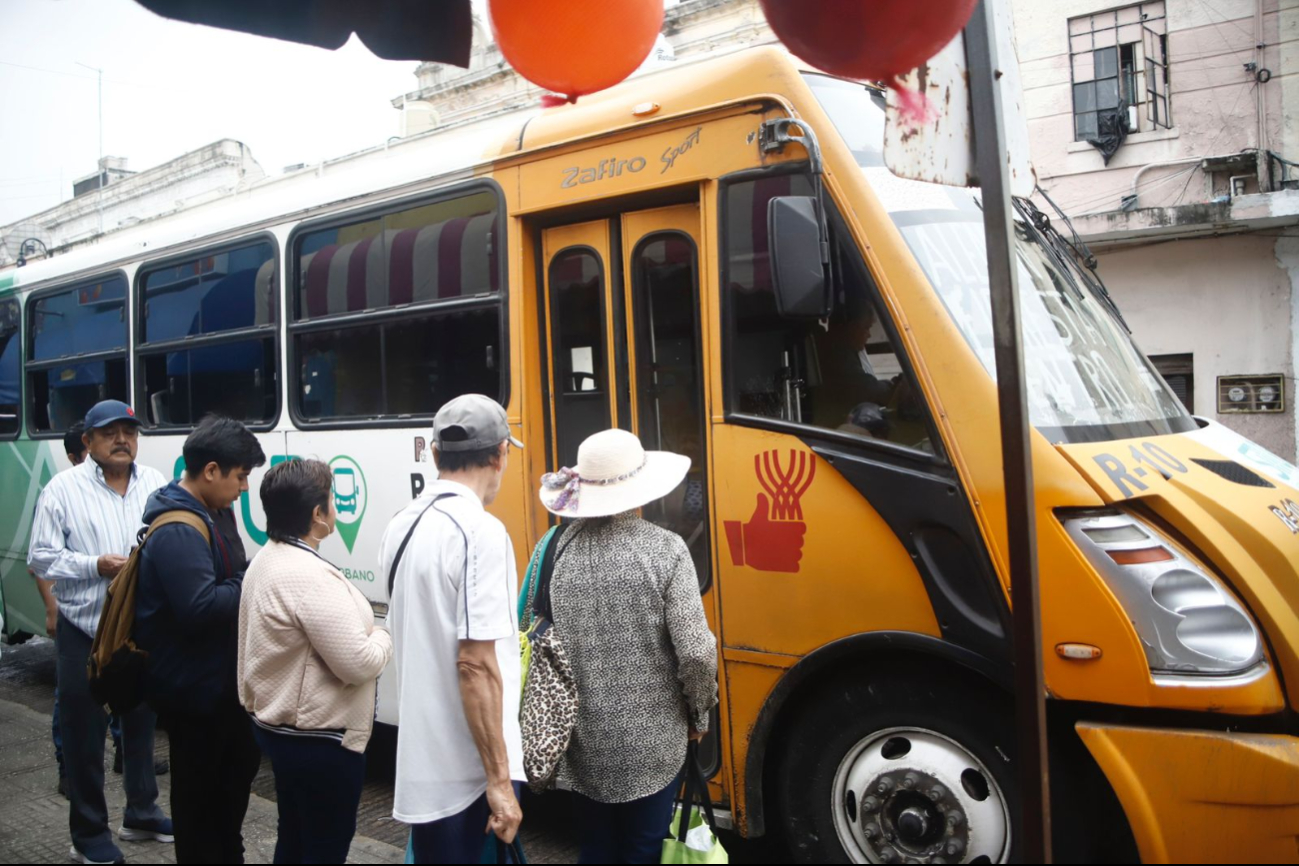 Lanzan quejas contra la Alianza de Camioneros de Yucatán; sus unidades siguen en mal estado y dan mal servicio, aseguran