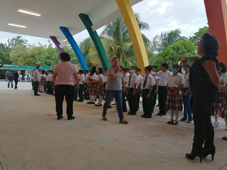 Los padres de familia piden que se refuerce la seguridad del plantel