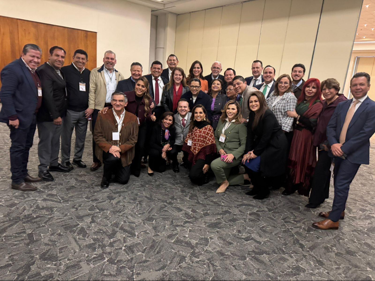 En el Encuentro Nacional Municipal asistieron gobernadores de México