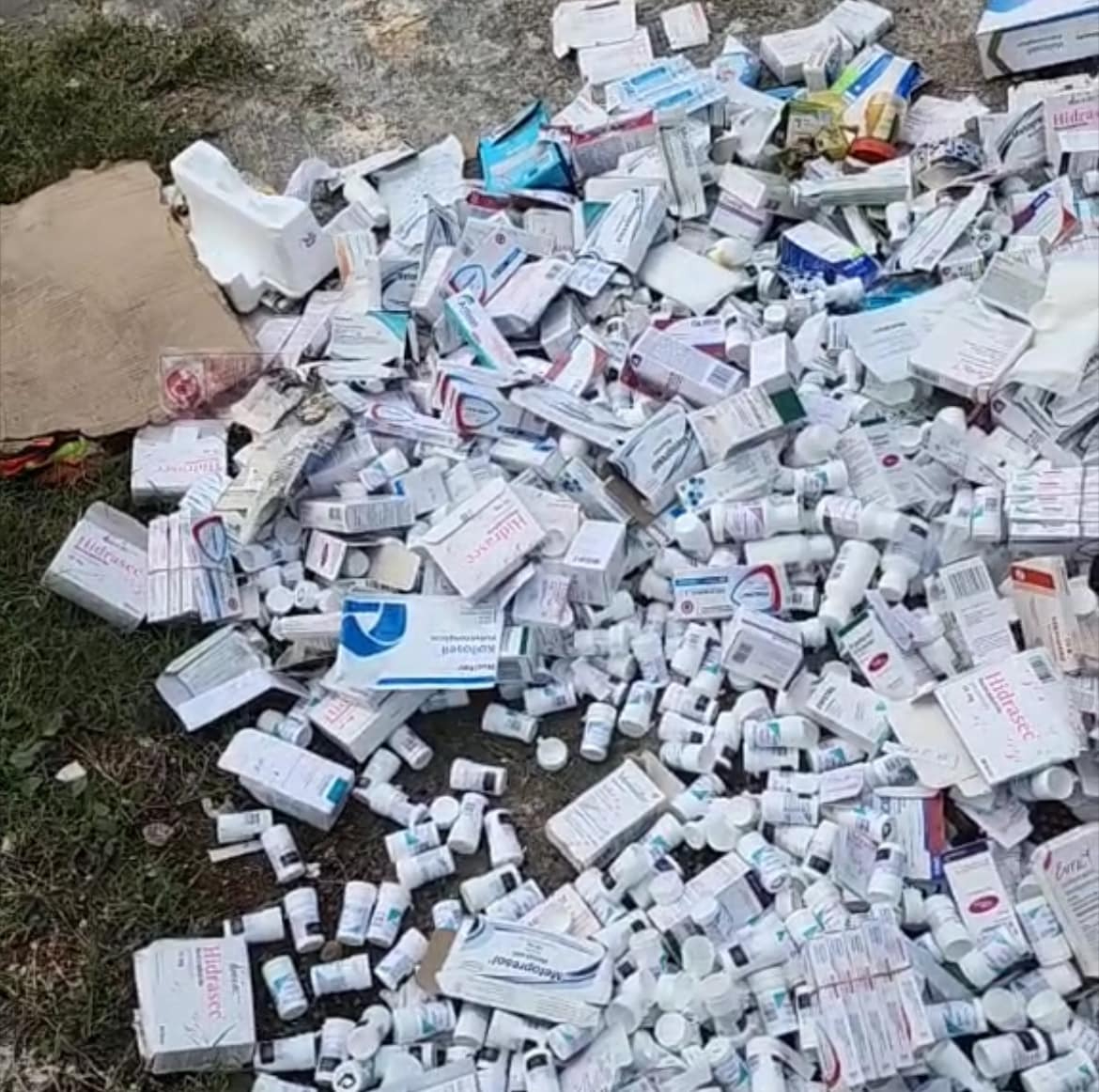 Lote de medicamentos es encontrado en un área verde de Chetumal.