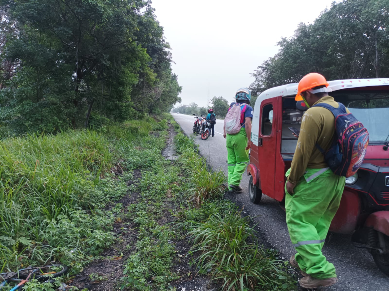 Trabajadores de la zona lo encontraron tirado boca arriba