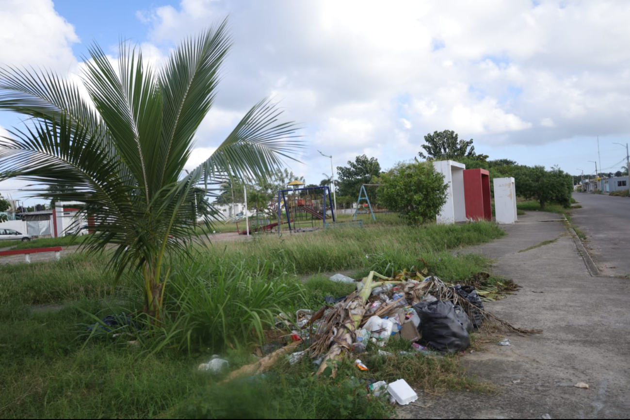 Denuncian abandono de parques y luminaria en Chetumal, Quintana Roo