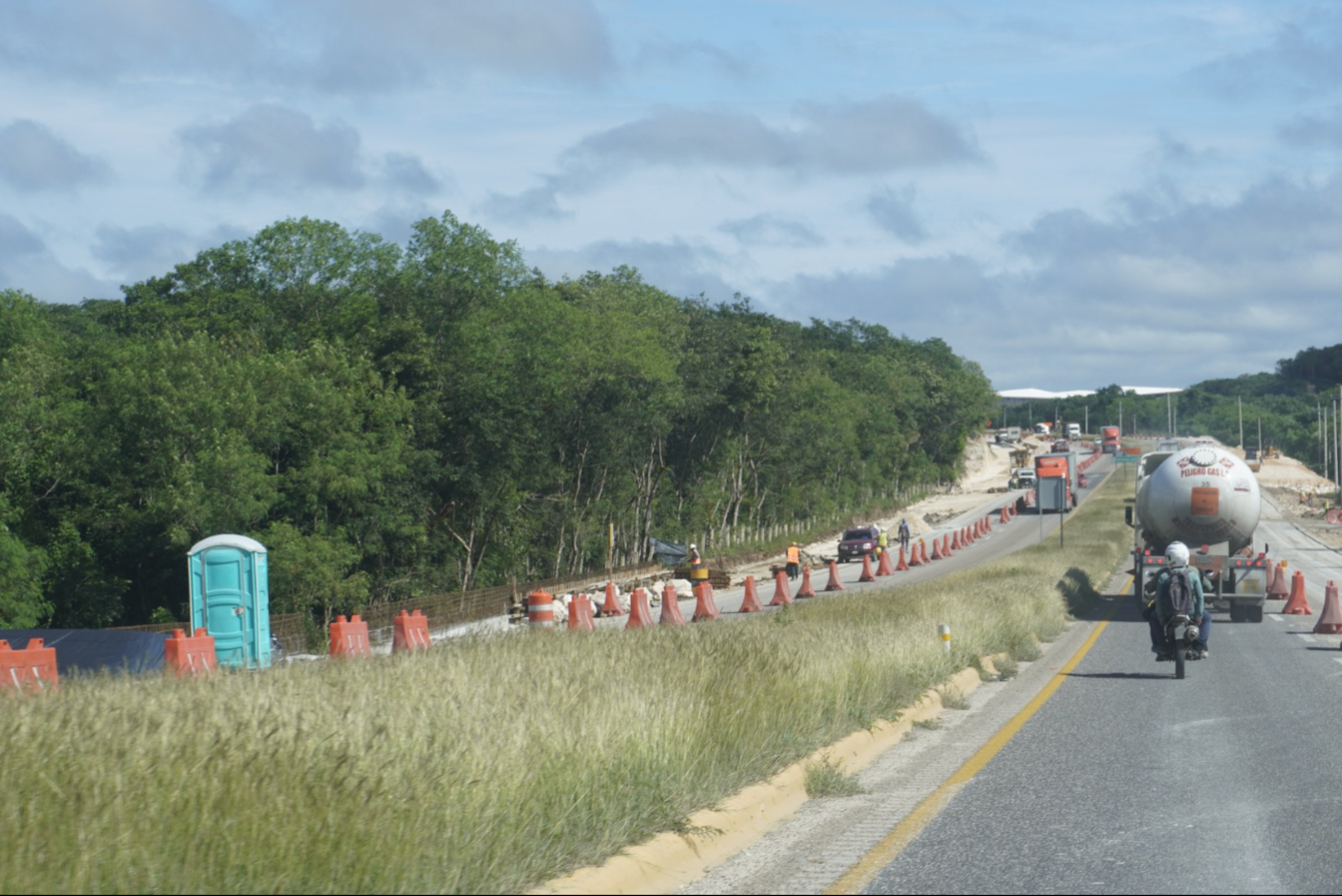 El tren tendrá 15.2 km de trayecto, 14 estaciones, y capacidad para 300 usuarios