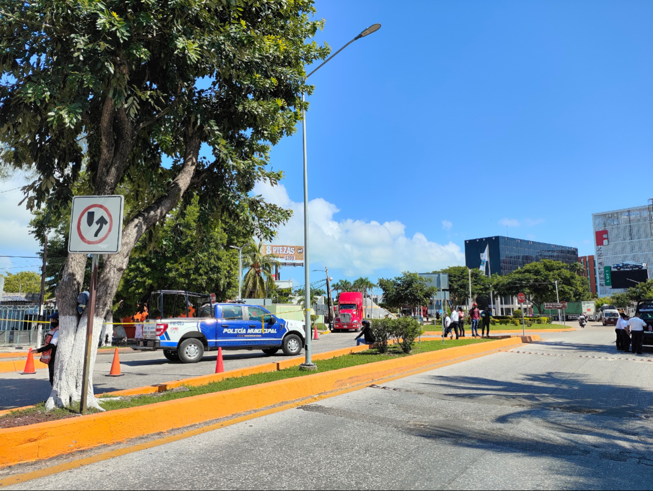 Las tensiones entre taxistas y pochimóviles han escalado debido a la percepción de competencia desleal