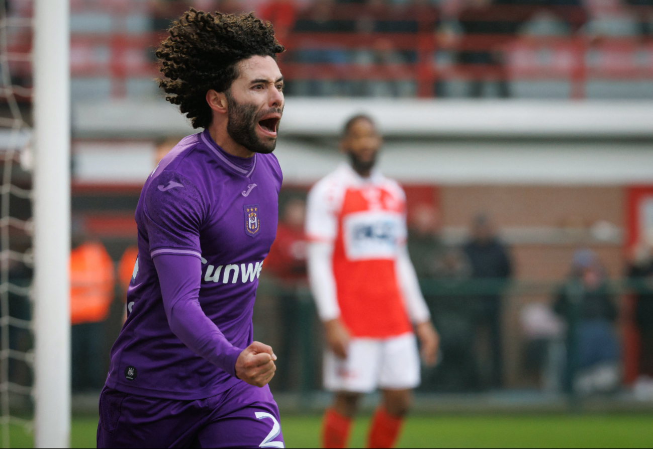 El Chino Huerta celebrando el gol que selló la victoria del Anderlecht