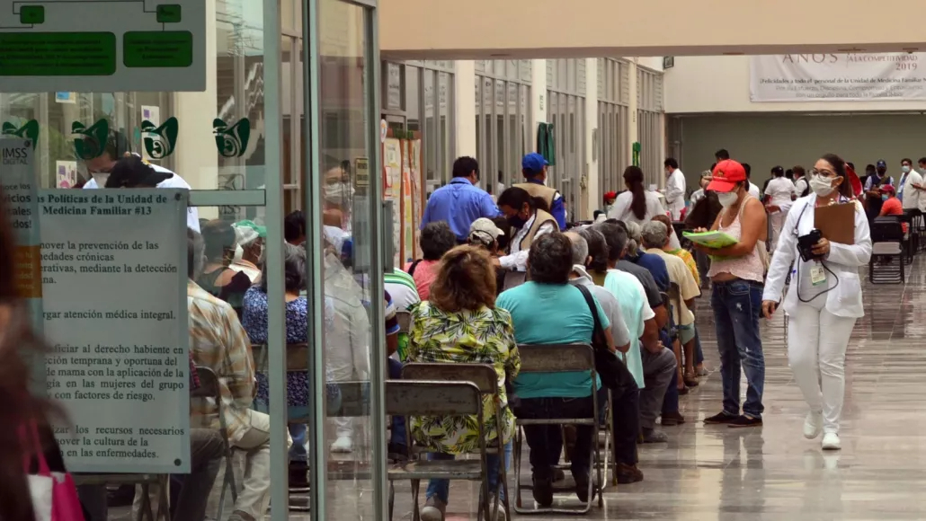  Campechanos abarrotan consultorios durante los últimos días del 2024   