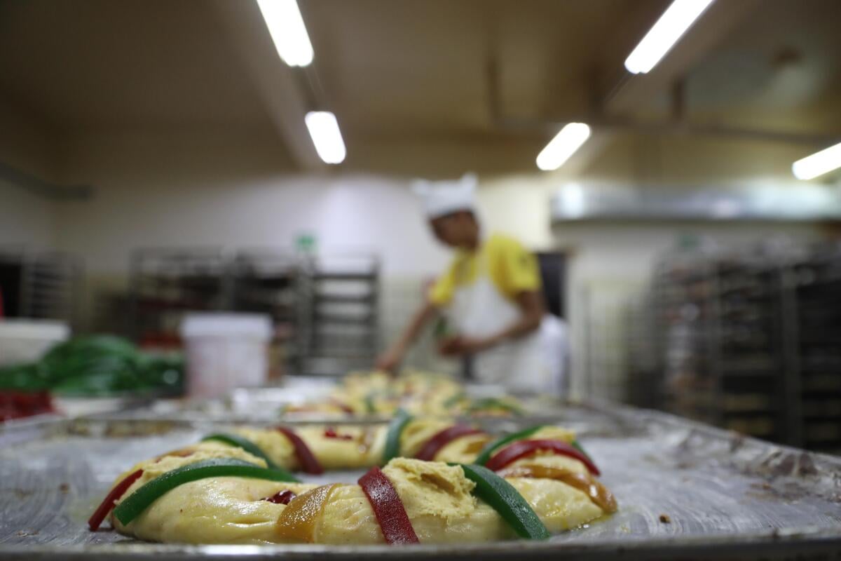 Receta para preparar una rica Rosca de Reyes