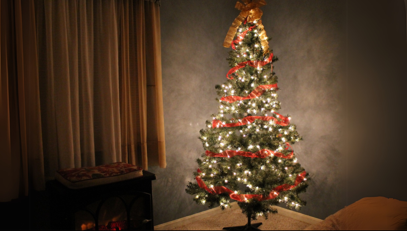 Quitar el árbol de Navidad después del 6 de enero es recomendado por seguridad y tradición