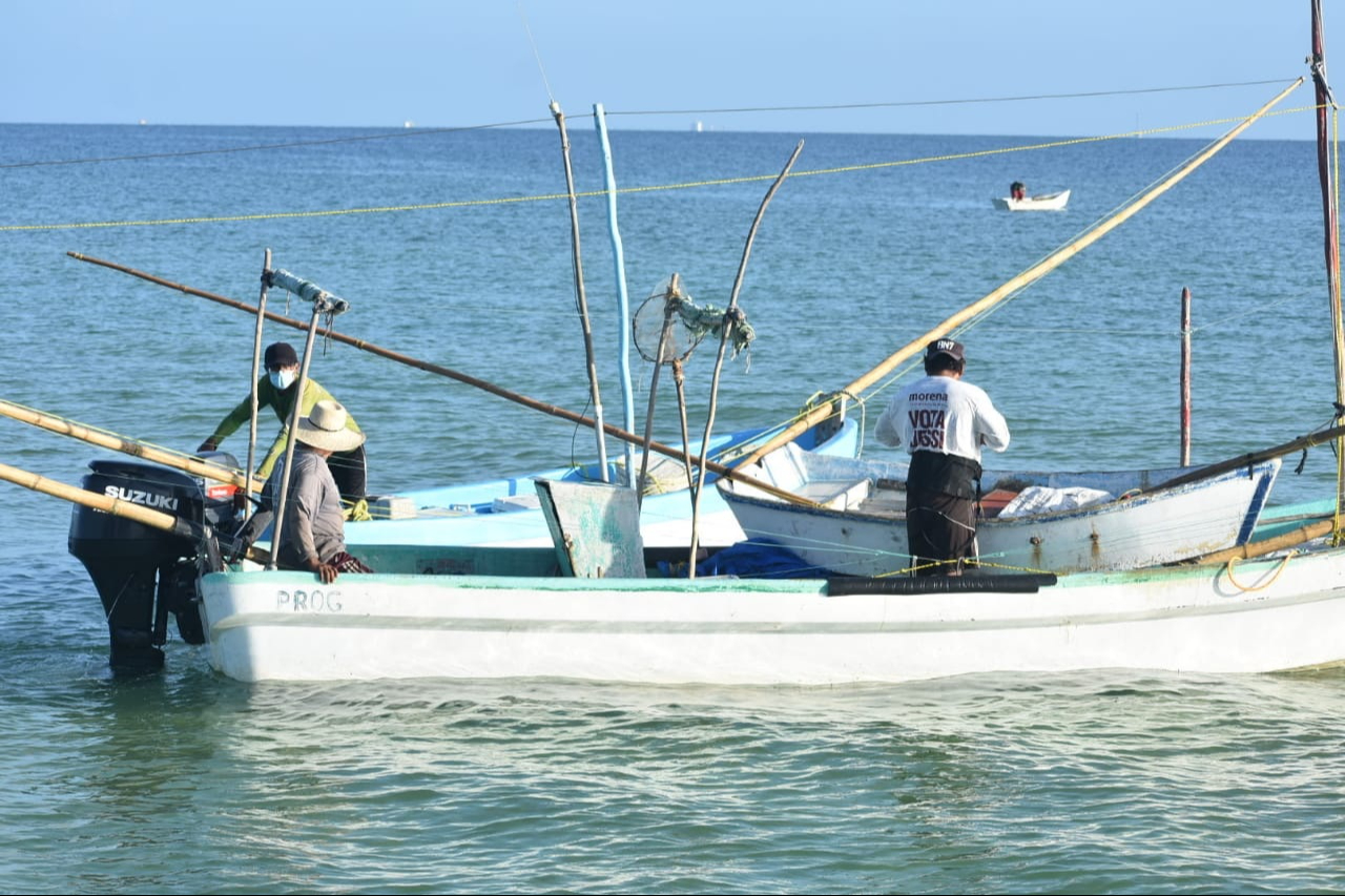 Pescadores de Yucatán prevén retos en 2025 por el furtivismo, piratería y robos