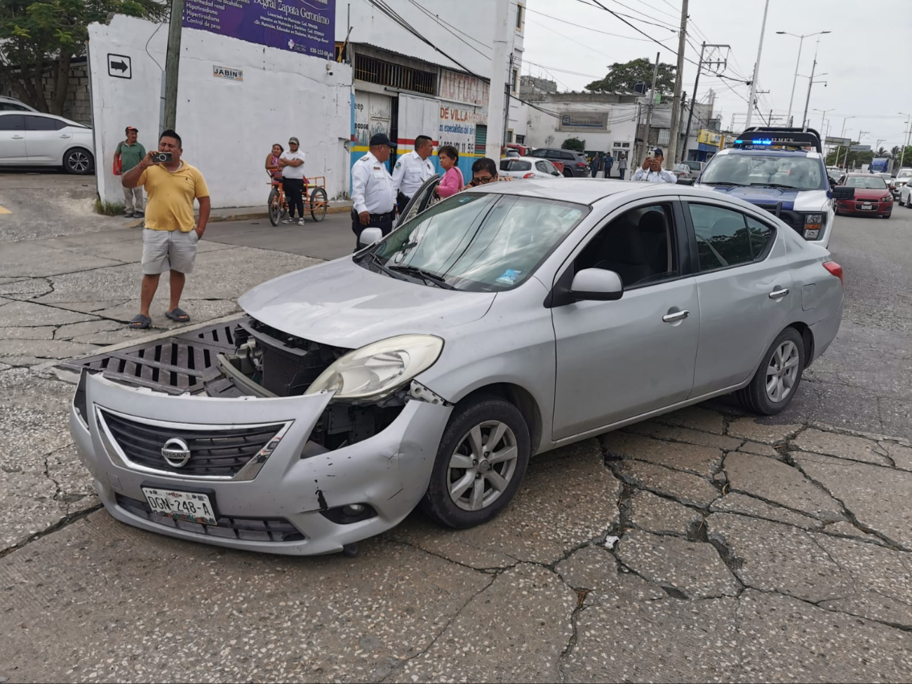 Un hombre y una mujer fueron lesionados en un accidente