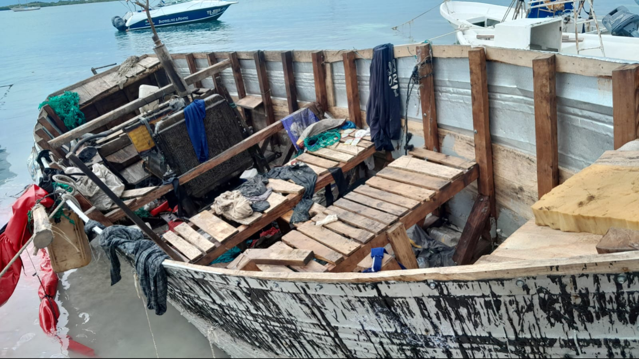 El barco estaba en buen estado, forrado con lámina inoxidable y construido con madera fina